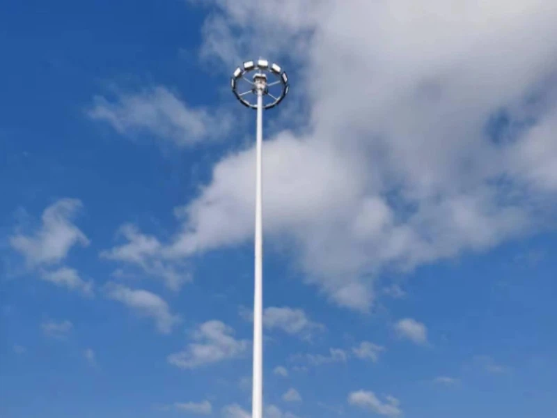 Lifting high mast lights Lifting high mast lights